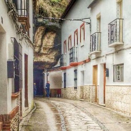 Vivienda Rural Los Tajos De Setenil Setenil De Las Bodegas Экстерьер фото