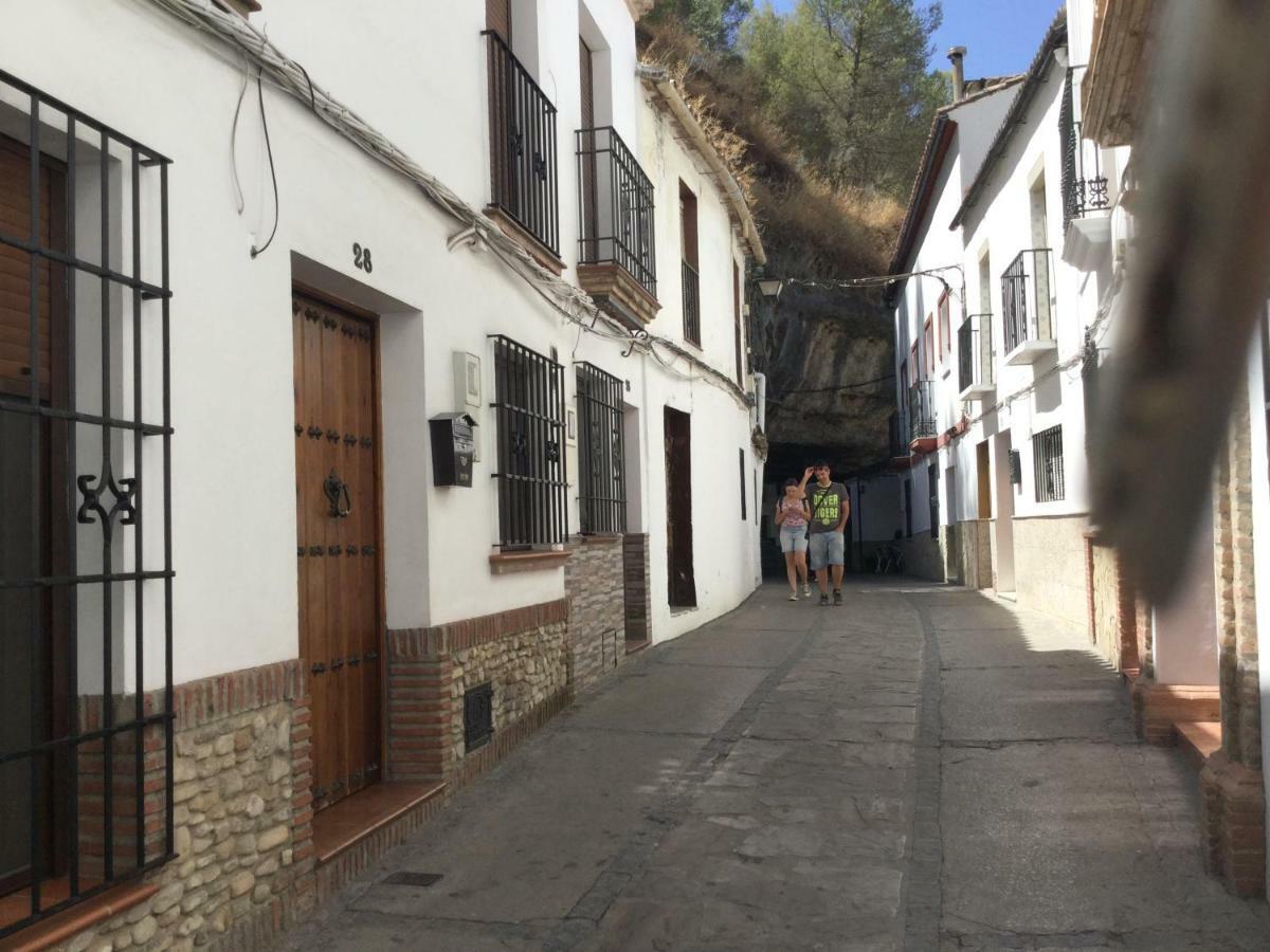Vivienda Rural Los Tajos De Setenil Setenil De Las Bodegas Экстерьер фото